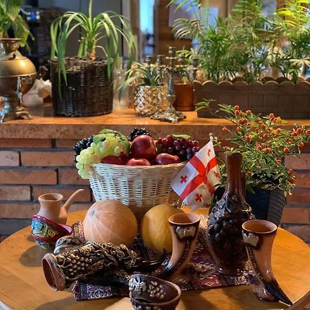 Hotel Tyrol I Restauracja Zycie Gruzji Osielsko Buitenkant foto