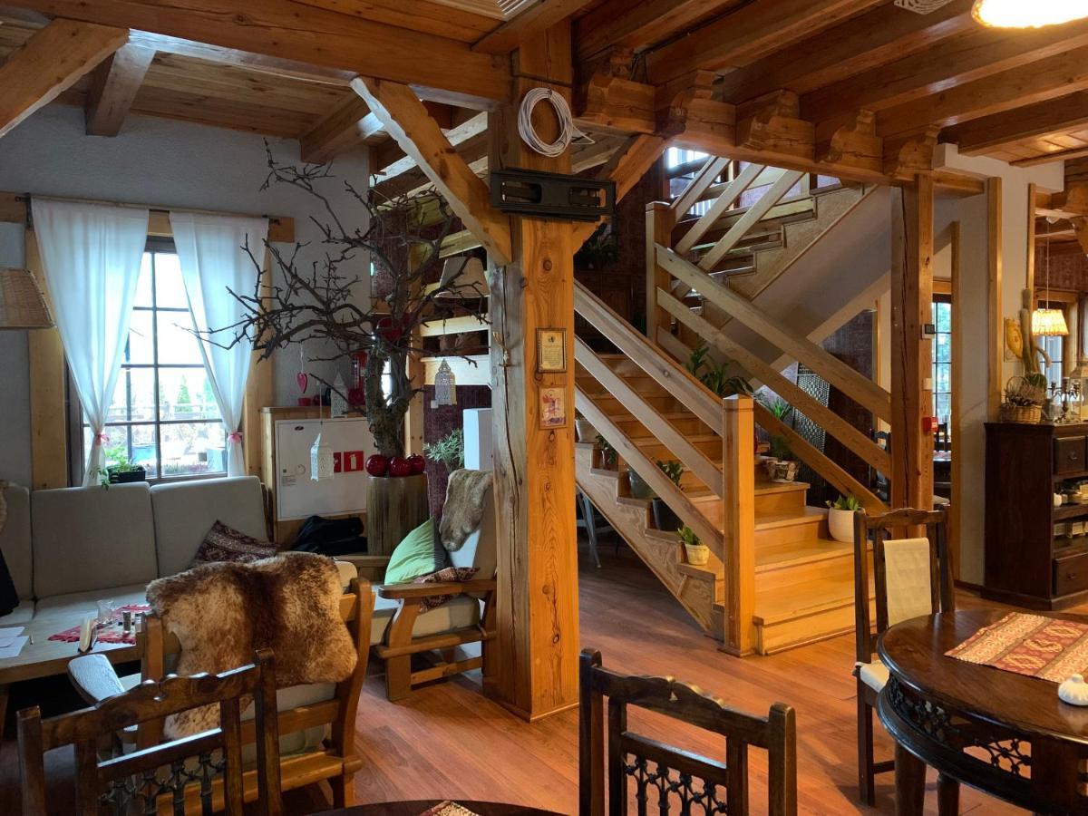 Hotel Tyrol I Restauracja Zycie Gruzji Osielsko Buitenkant foto